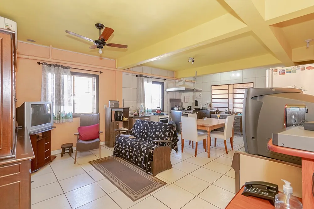 Casa para venda no bairro São Sebastião em Porto Alegre