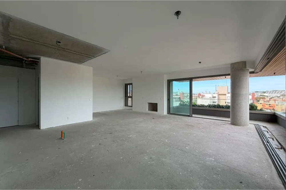 Apartamento para venda no bairro Três Figueiras em Porto Alegre
