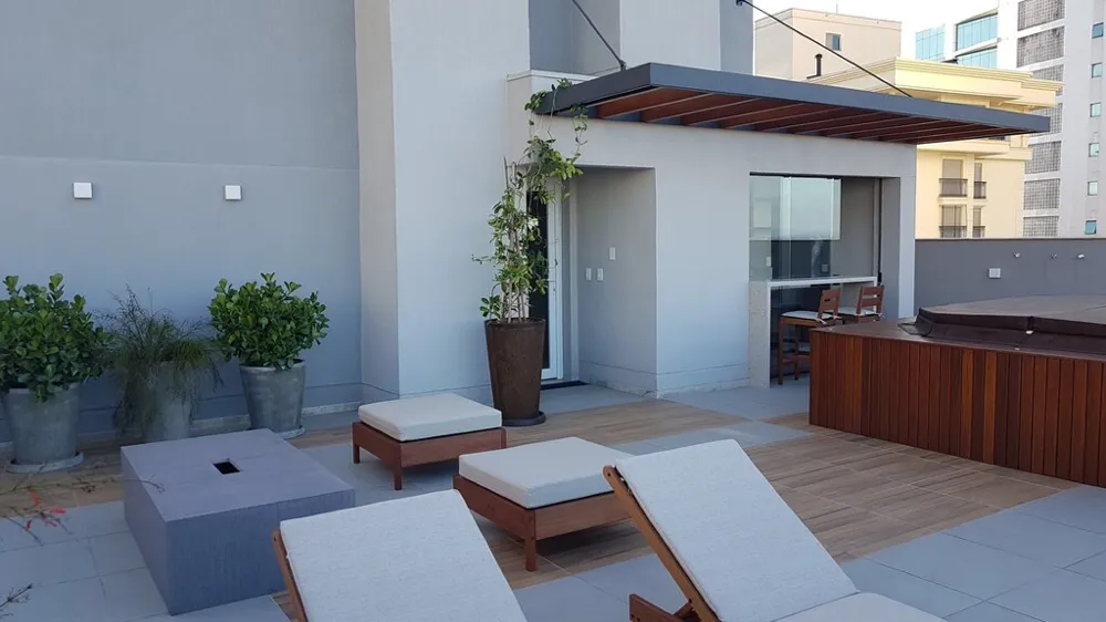 Apartamento para venda no bairro Três Figueiras em Porto Alegre