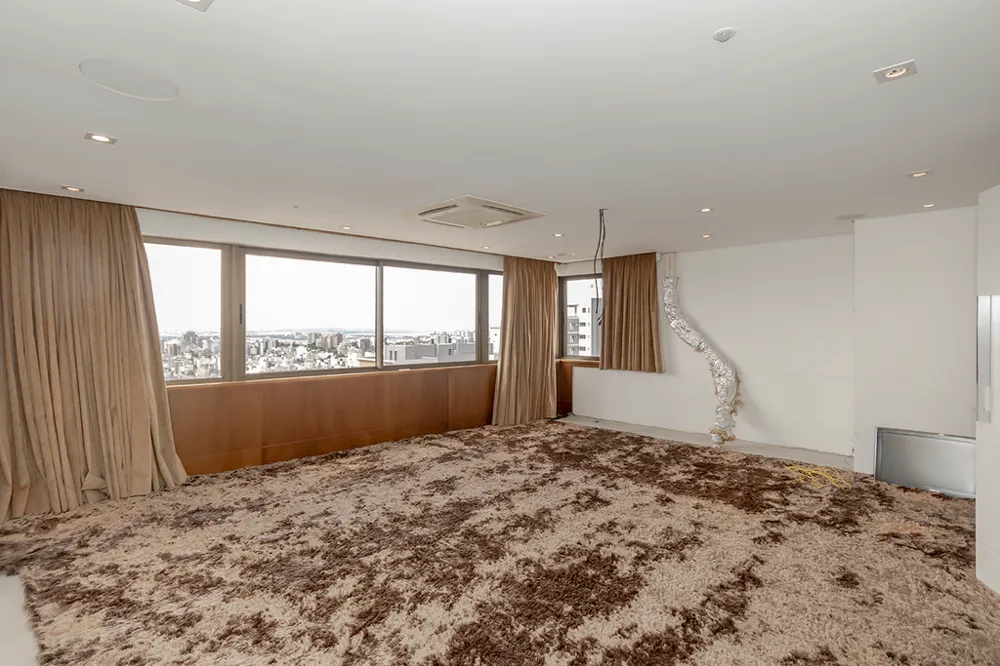Triplex para venda no bairro Bela Vista em Porto Alegre