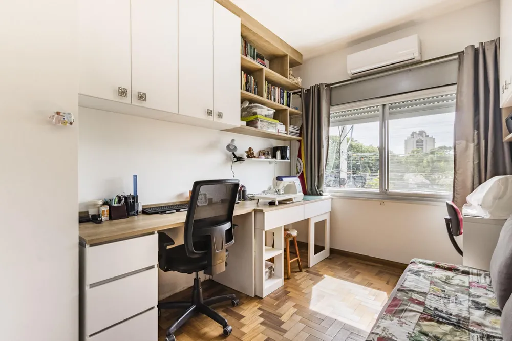 Apartamento para venda no bairro Azenha em Porto Alegre
