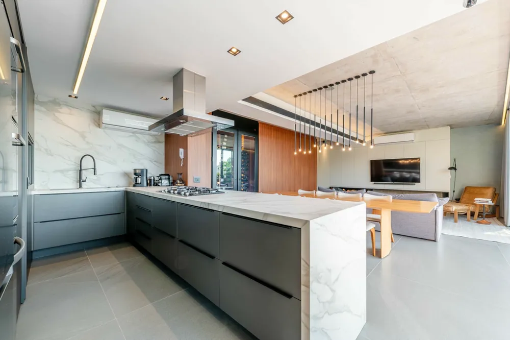 Apartamento para venda no bairro Três Figueiras em Porto Alegre