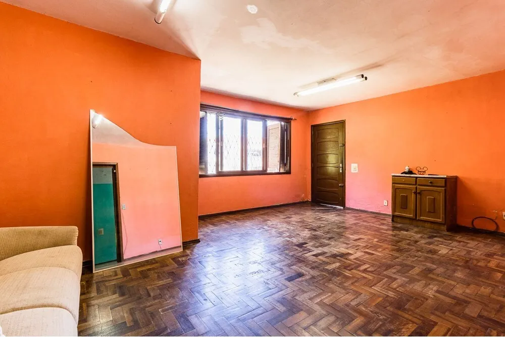 Casa para venda no bairro Partenon em Porto Alegre