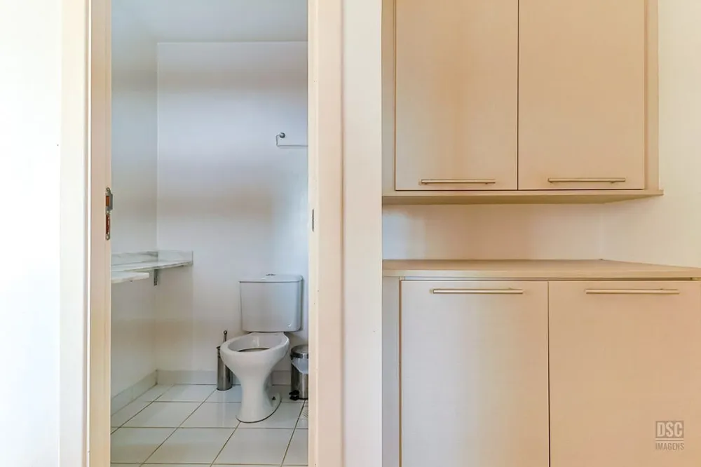 Apartamento para venda no bairro Vila Ipiranga em Porto Alegre
