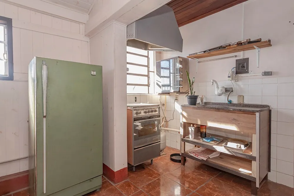 Casa para venda no bairro São Sebastião em Porto Alegre