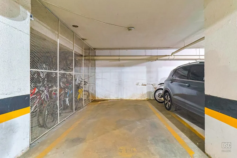Apartamento para venda no bairro Vila Ipiranga em Porto Alegre