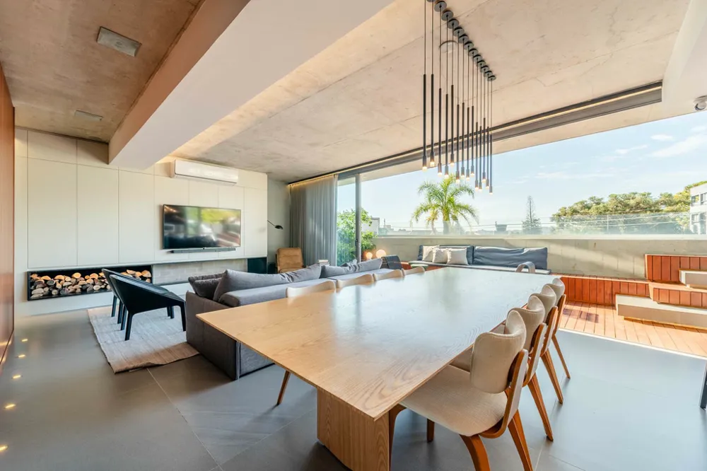 Apartamento para venda no bairro Três Figueiras em Porto Alegre