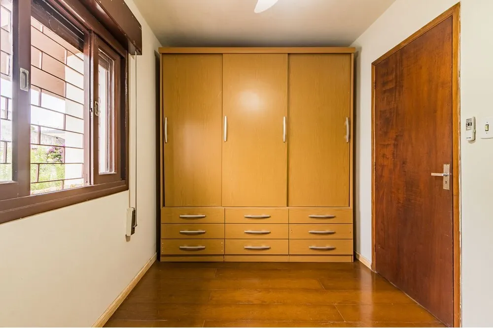 Casa para venda no bairro Vila Ipiranga em Porto Alegre