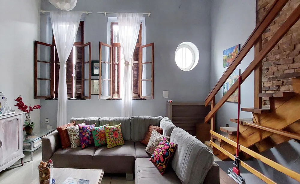 Casa para venda no bairro Floresta em Porto Alegre
