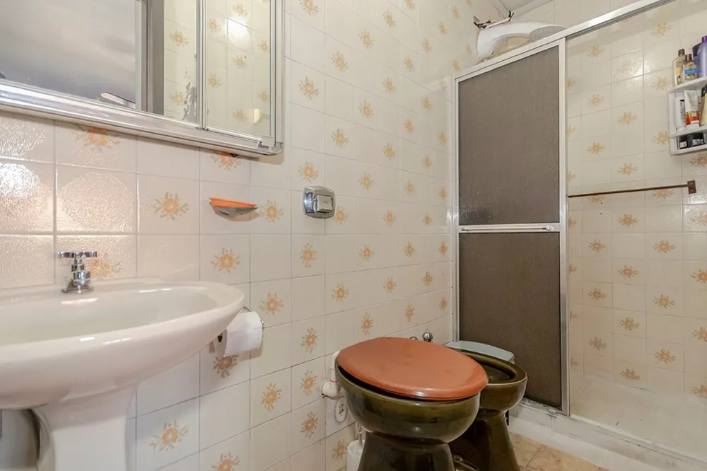 Casa para venda no bairro São Sebastião em Porto Alegre