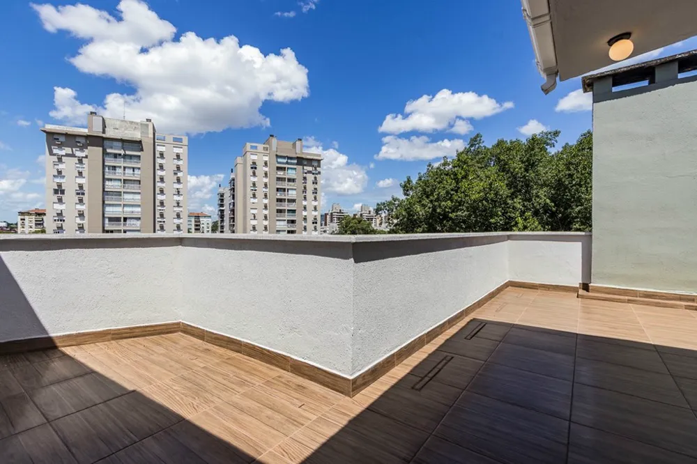 Cobertura Duplex para venda no bairro Jardim Lindóia em Porto Alegre