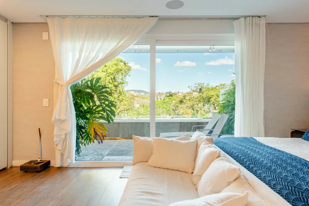 Apartamento para venda no bairro Três Figueiras em Porto Alegre