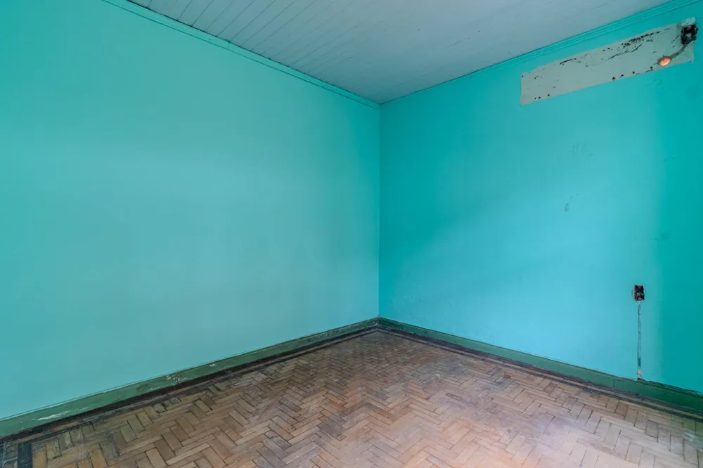 Edifício Comercial para venda no bairro Vila Ipiranga em Porto Alegre
