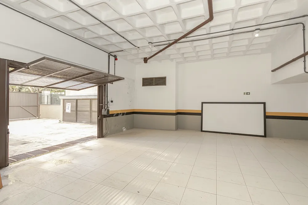 Triplex para venda no bairro Bela Vista em Porto Alegre