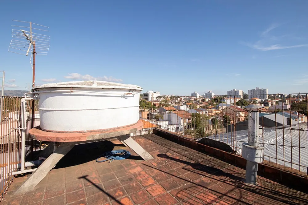 Casa para venda no bairro São Sebastião em Porto Alegre