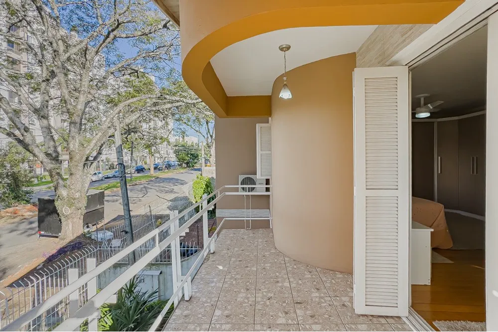 Casa para venda no bairro Sarandi em Porto Alegre