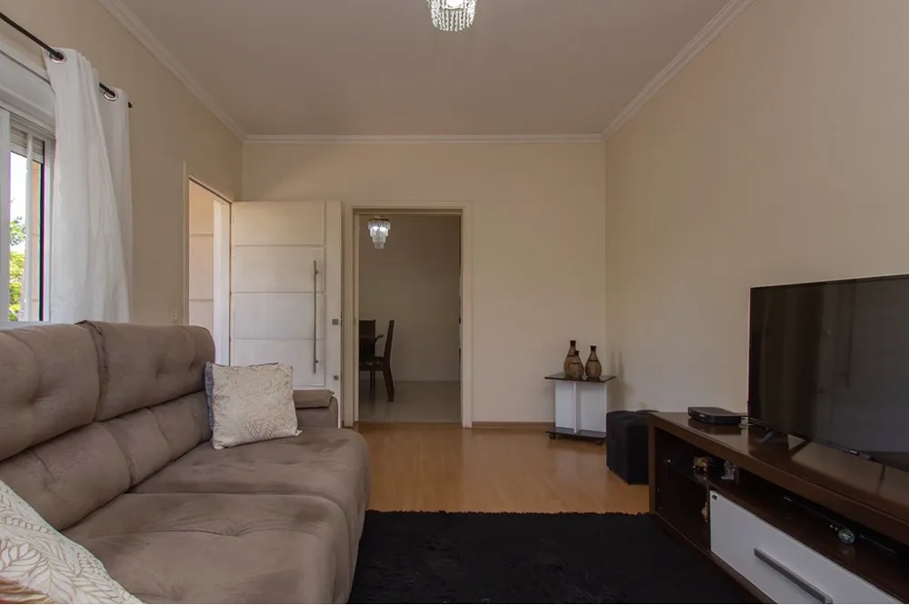 Casa para venda no bairro Vila Ipiranga em Porto Alegre