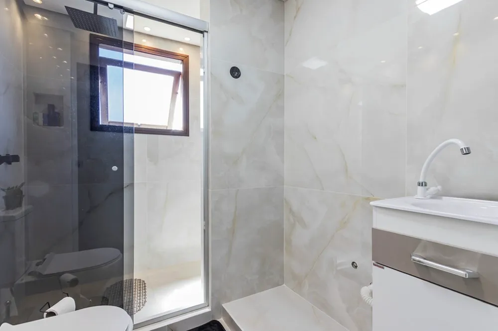Cobertura Duplex para venda no bairro Jardim Lindóia em Porto Alegre