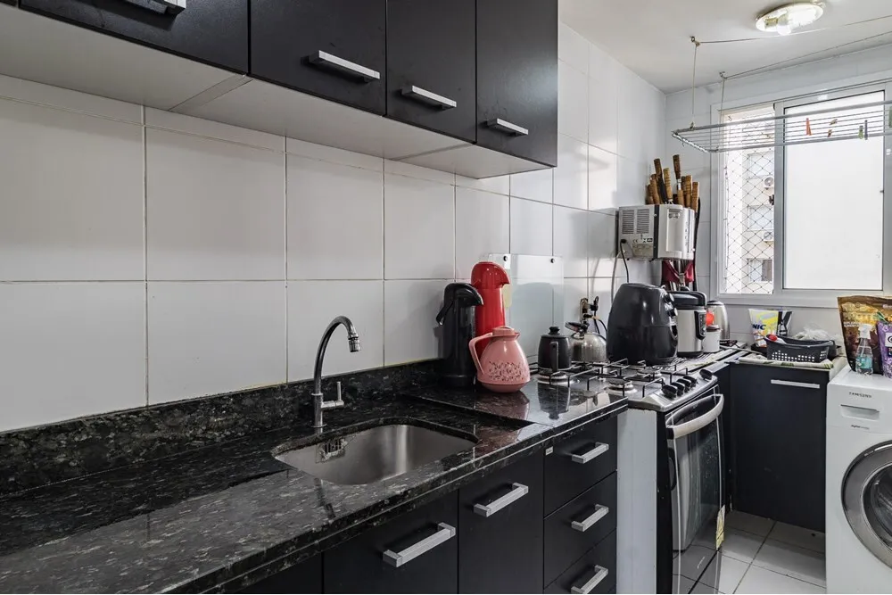Apartamento para venda no bairro Vila Ipiranga em Porto Alegre