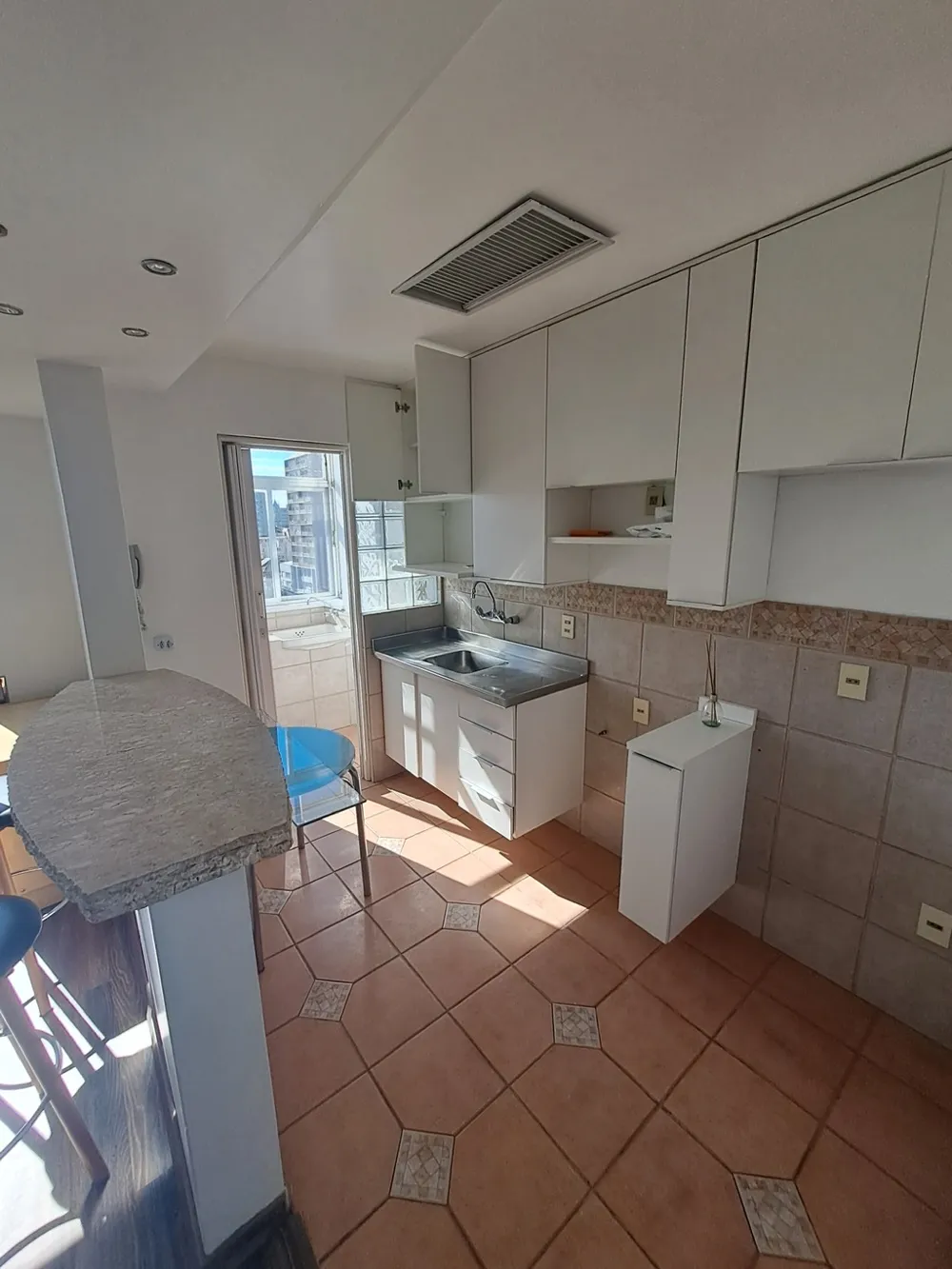 Apartamento para venda no bairro Floresta em Porto Alegre