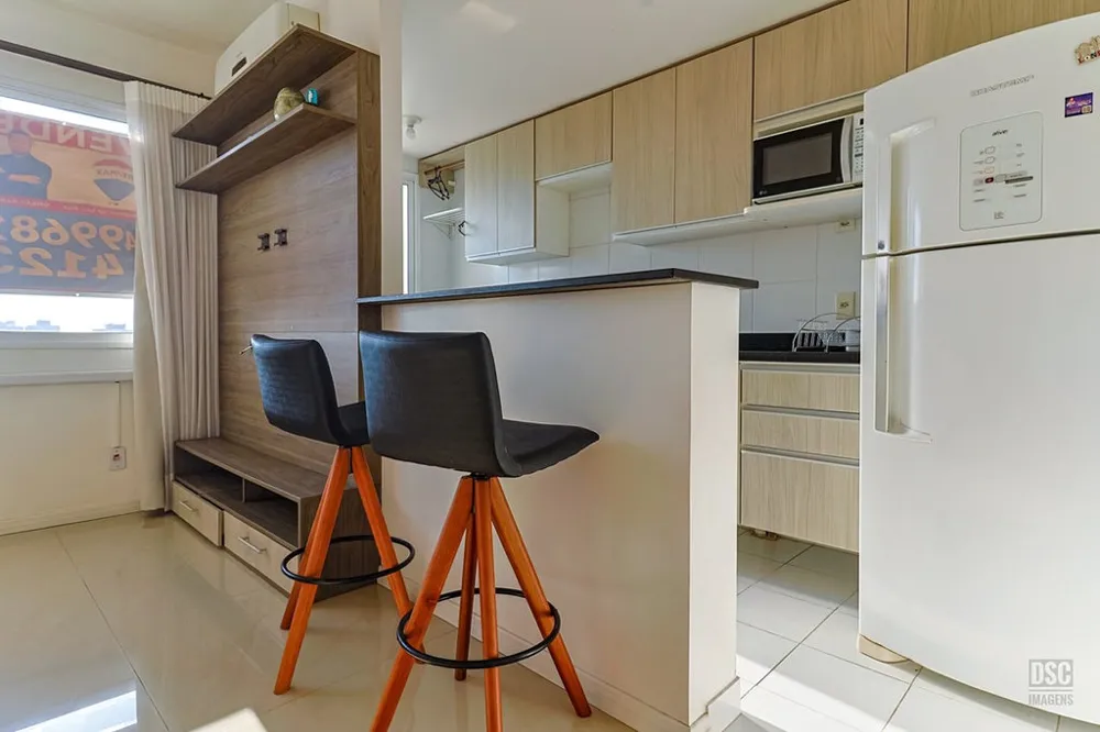 Apartamento para venda no bairro Vila Ipiranga em Porto Alegre