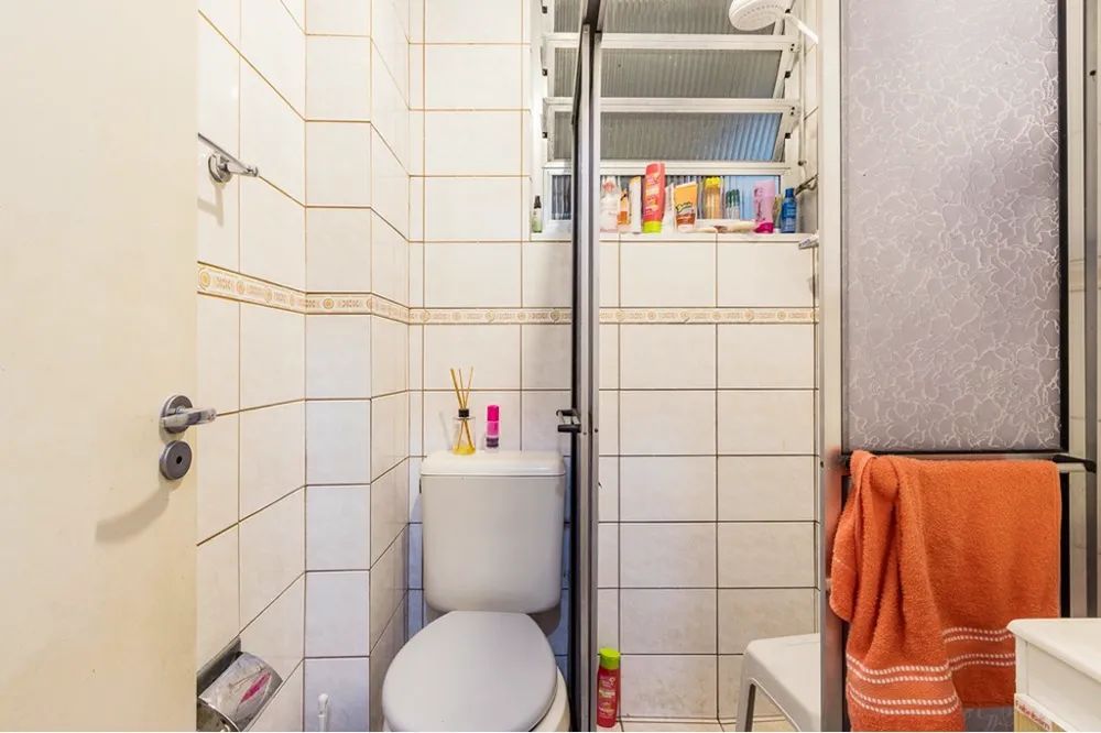 Apartamento para venda no bairro Vila Ipiranga em Porto Alegre