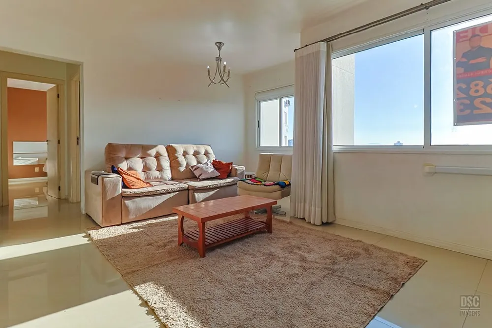 Apartamento para venda no bairro Vila Ipiranga em Porto Alegre