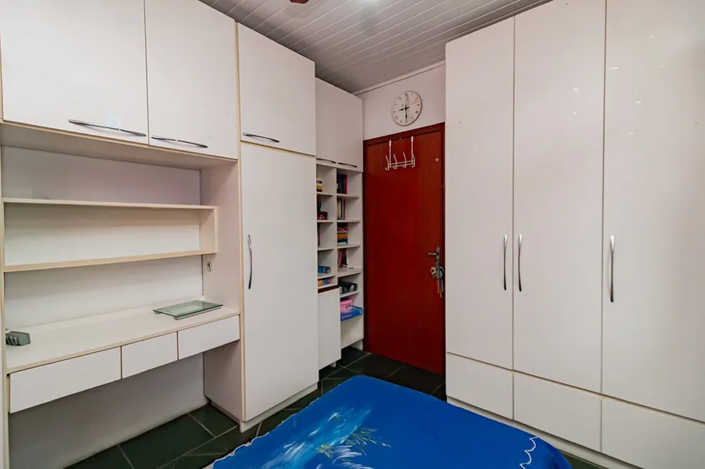 Casa para venda no bairro Vila Ipiranga em Porto Alegre