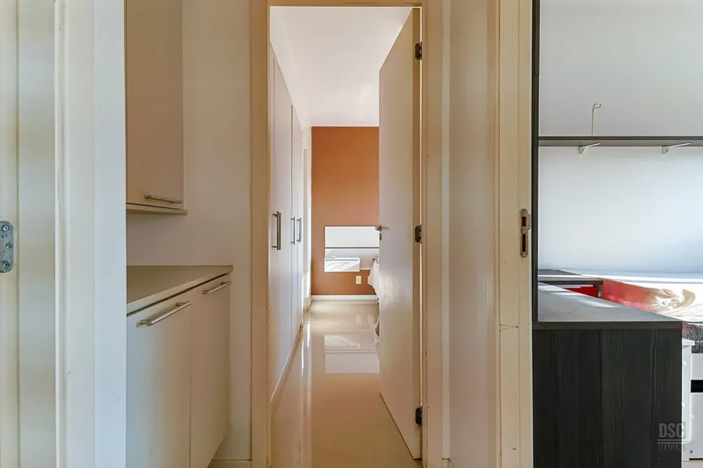 Apartamento para venda no bairro Vila Ipiranga em Porto Alegre
