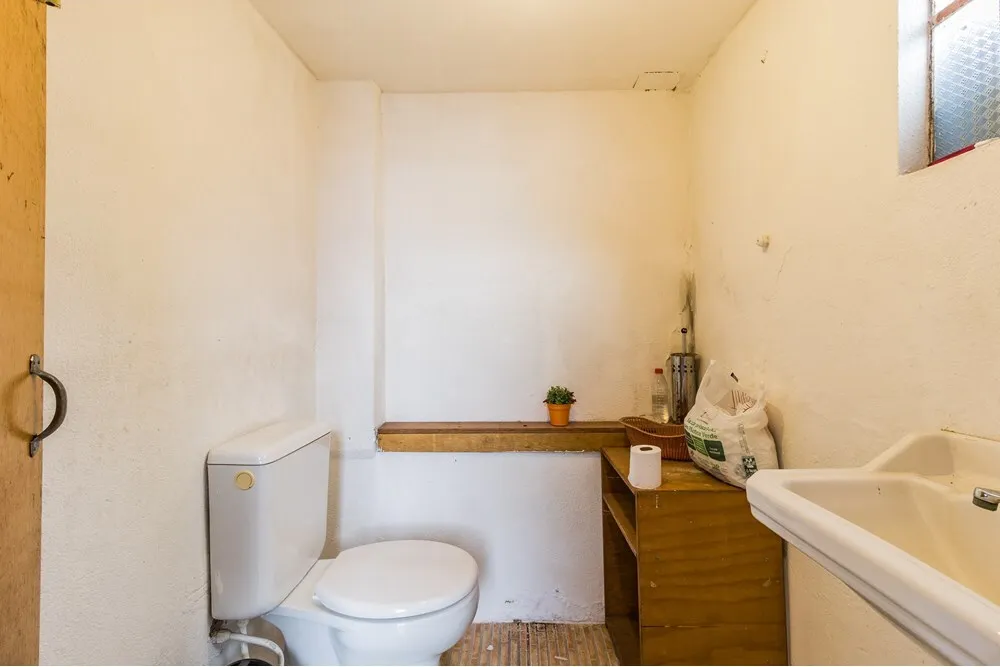Casa para venda no bairro Partenon em Porto Alegre