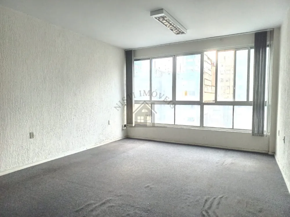 Sala comercial para Venda no bairro Centro Histórico em Porto Alegre