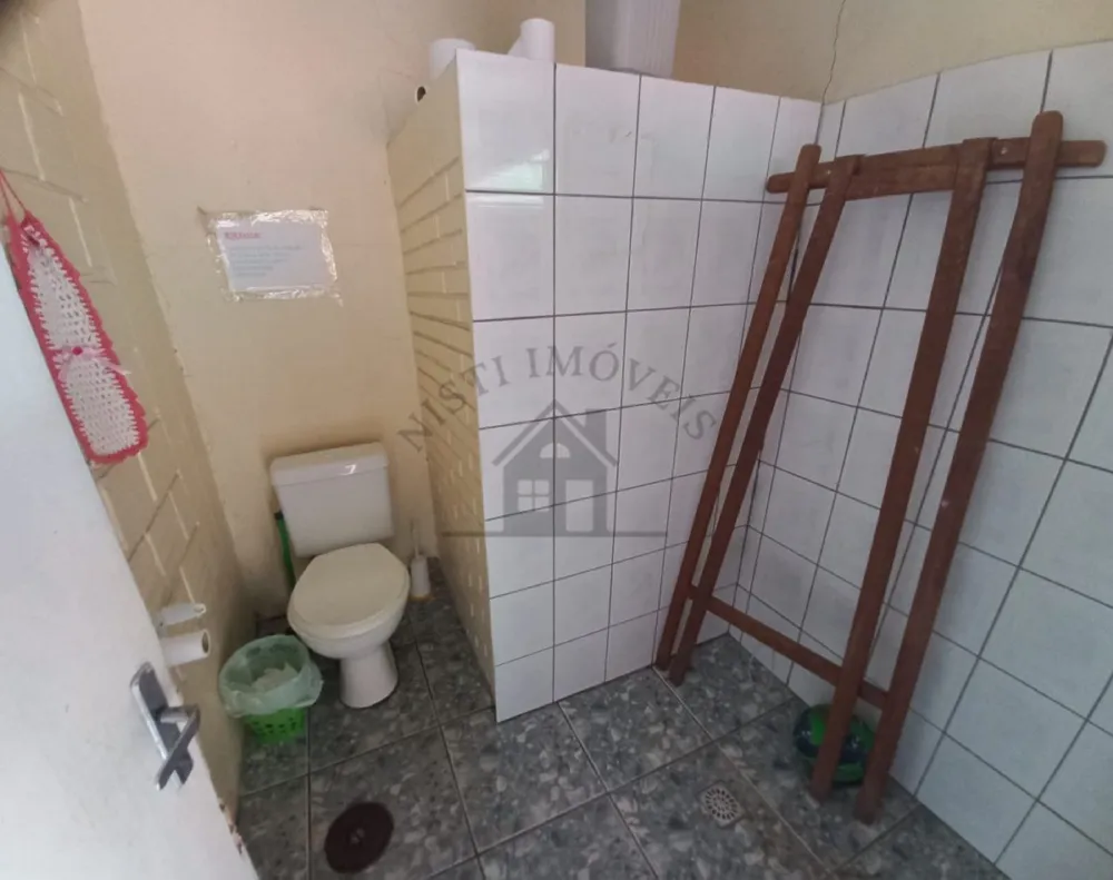 Casa 6 quartos para Venda no bairro Jardim São Pedro em Porto Alegre