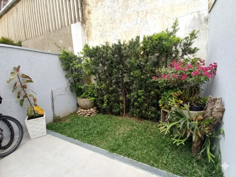 Casa 4 quartos para Venda no bairro Jardim Itu em Porto Alegre