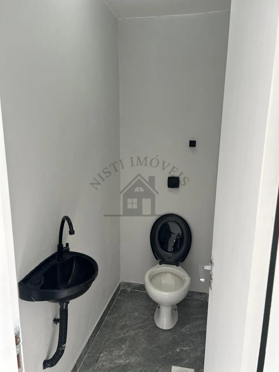 CASA 3 DORMITÓRIOS - GARAGEM 4 CARROS - JARDIM LINDÓIA - PORTO ALEGRE/RS