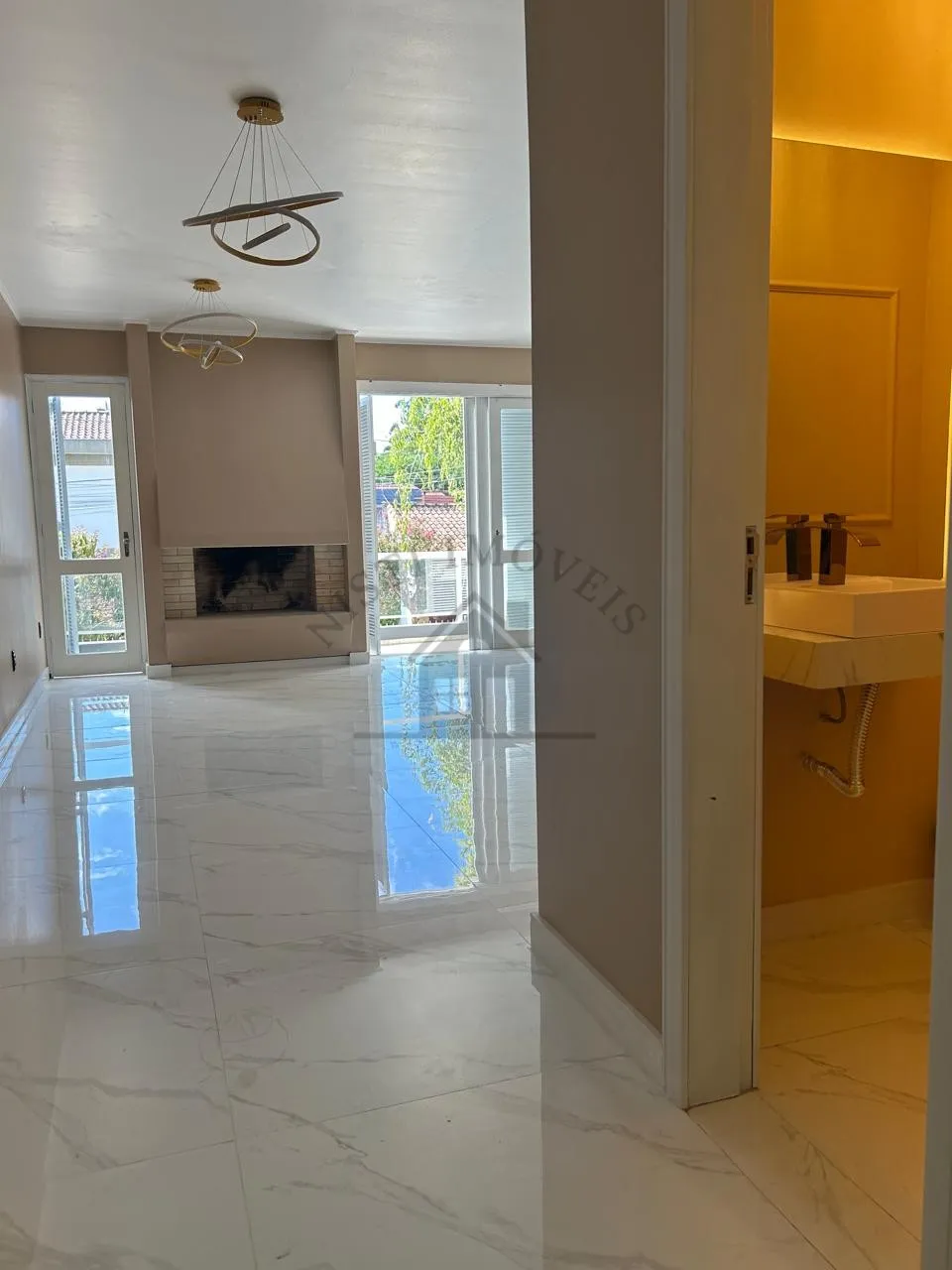 CASA 3 DORMITÓRIOS - GARAGEM 4 CARROS - JARDIM LINDÓIA - PORTO ALEGRE/RS