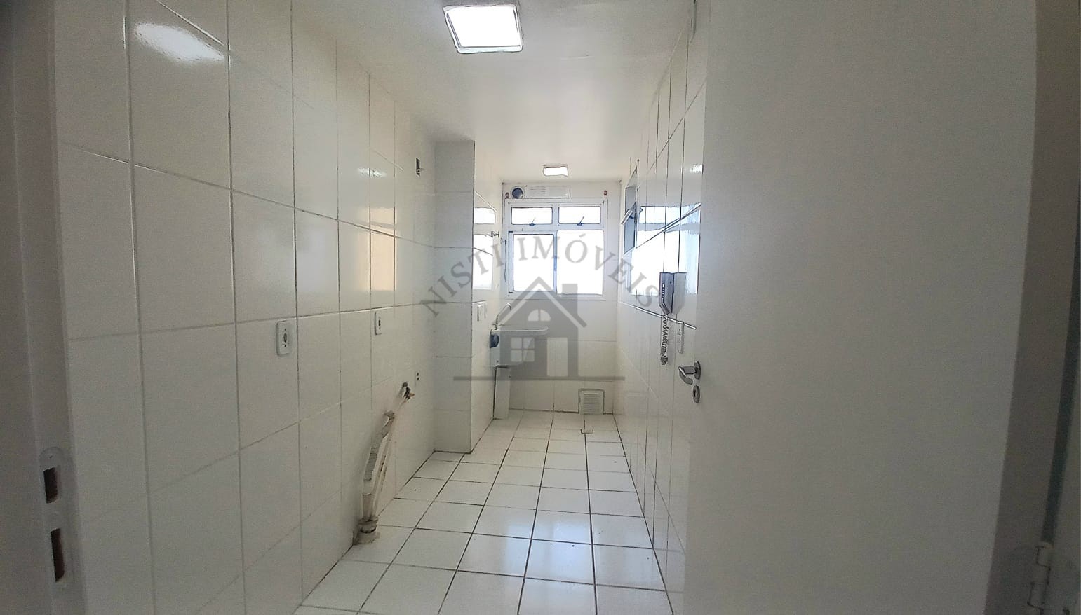 APARTAMENTO COM 3 DORMITÓRIOS E 2 VAGAS