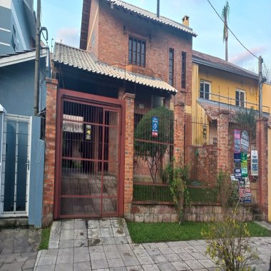Casa 4 quartos para Venda no bairro Ipanema em Porto Alegre