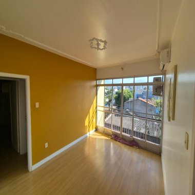 Apartamento 2 quartos para Venda no bairro São Geraldo em Porto Alegre