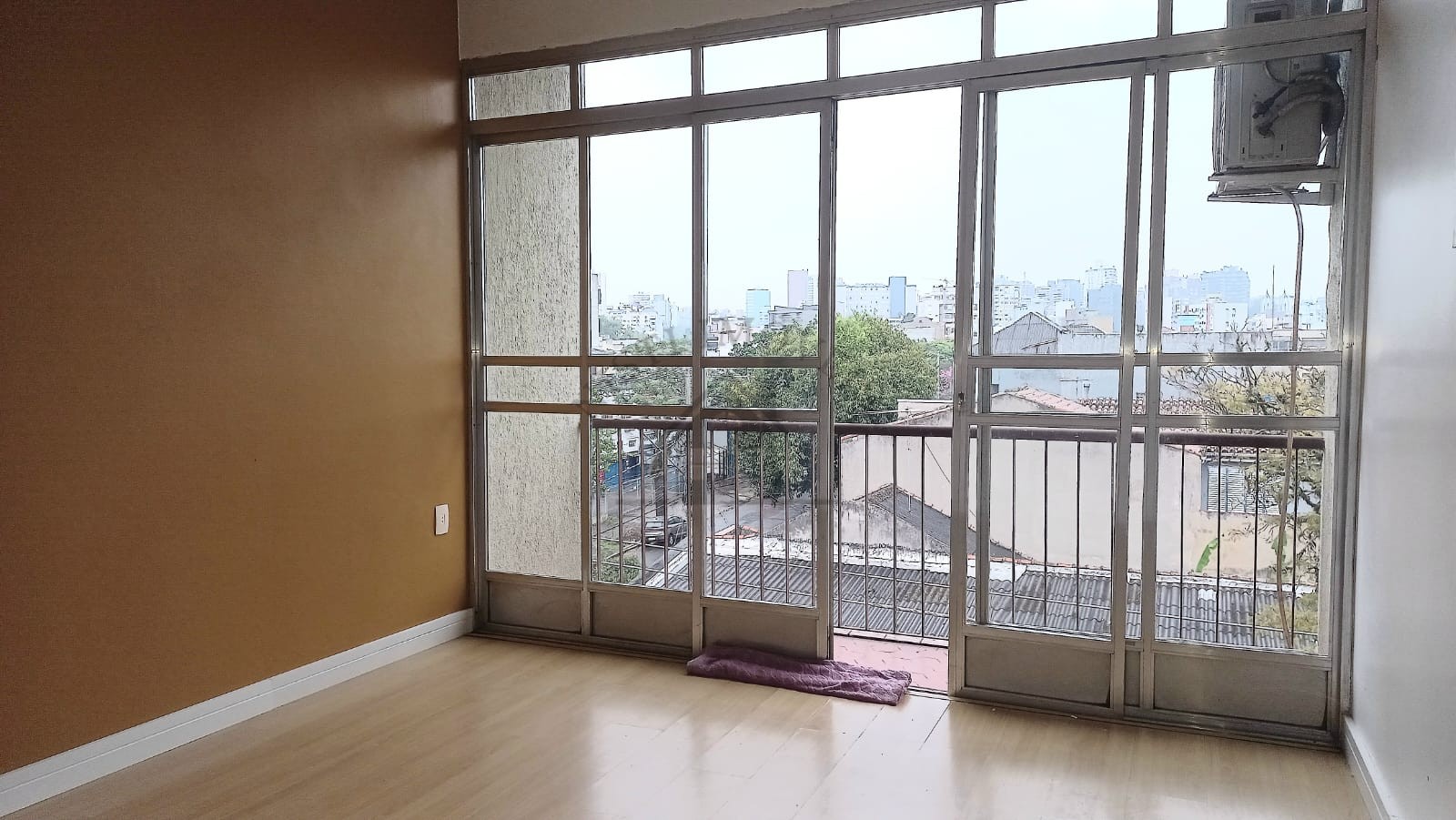 Apartamento 2 quartos para Venda no bairro São Geraldo em Porto Alegre