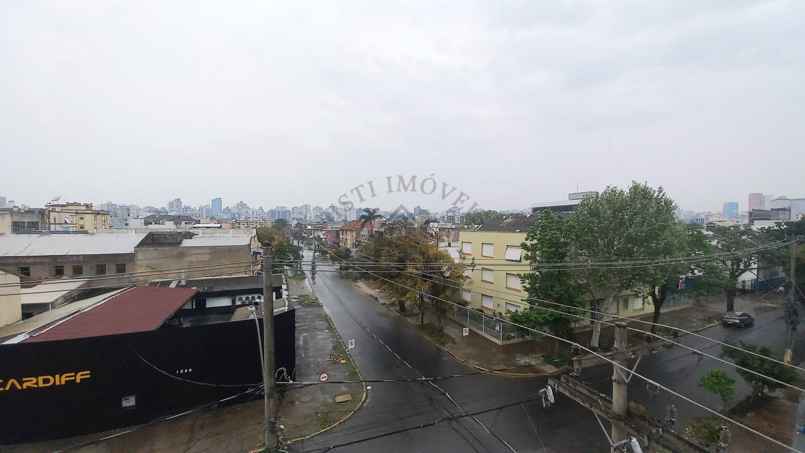 Apartamento 2 quartos para Venda no bairro São Geraldo em Porto Alegre