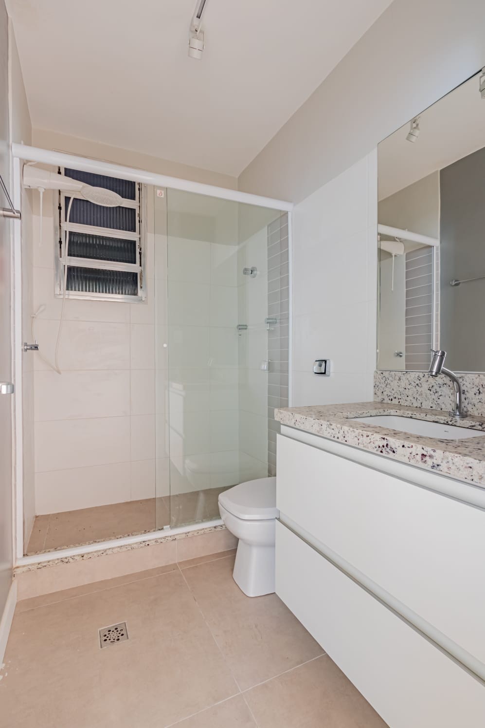 Apartamento 2 quartos para Venda no bairro SÃO GERALDO em Porto Alegre