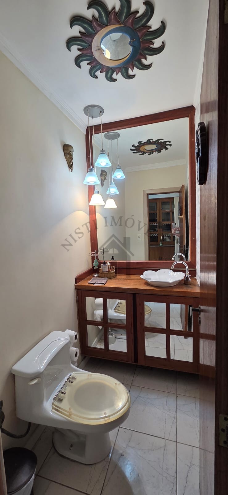 Casa 3 quartos para Venda no bairro JARDIM SABARÁ em Porto Alegre