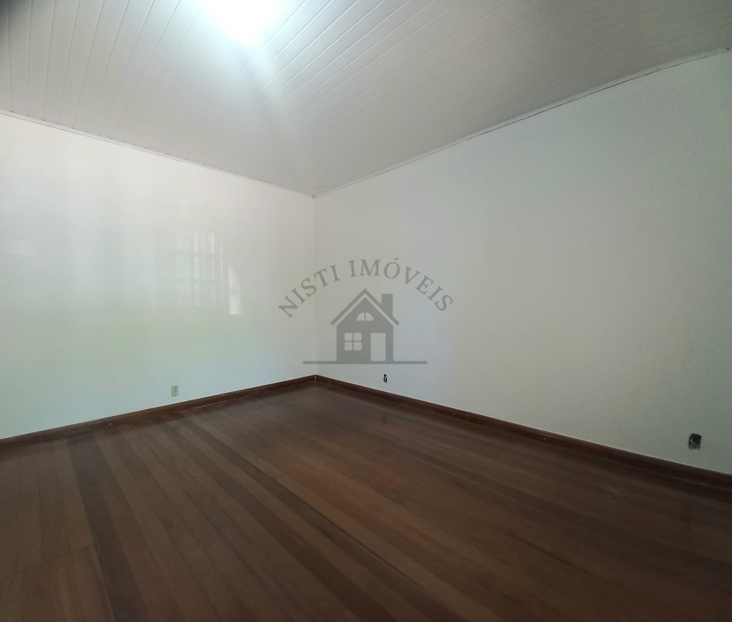 Casa 4 quartos para Venda no bairro Vila São José em Porto Alegre