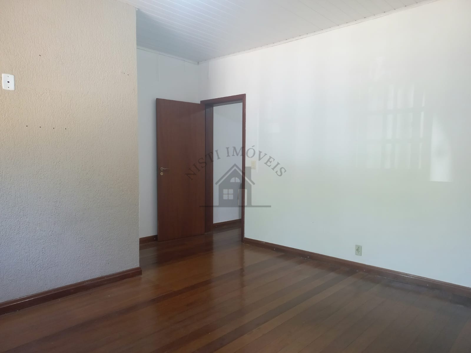 Casa 4 quartos para Venda no bairro Vila São José em Porto Alegre