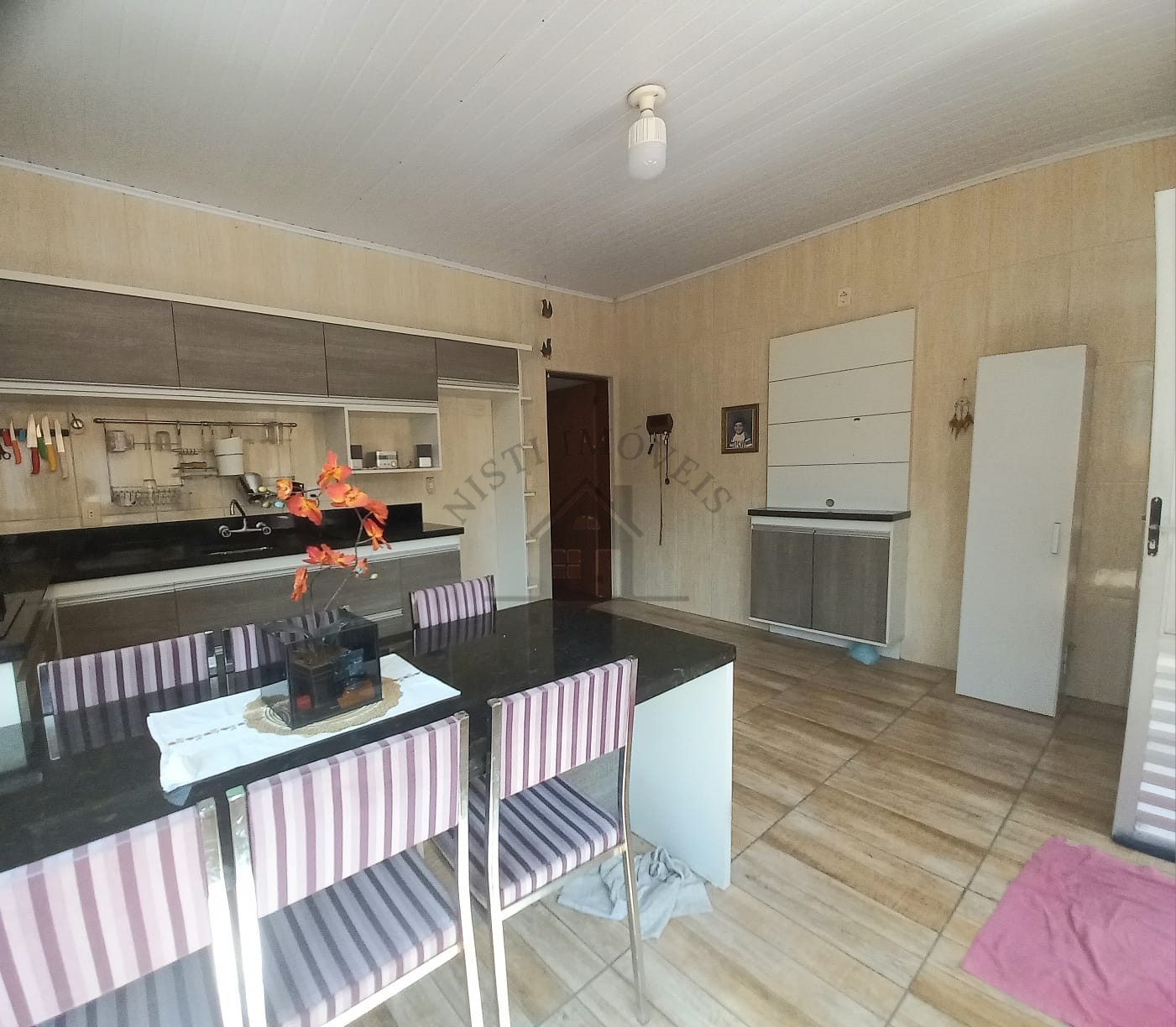 Casa 4 quartos para Venda no bairro Vila São José em Porto Alegre