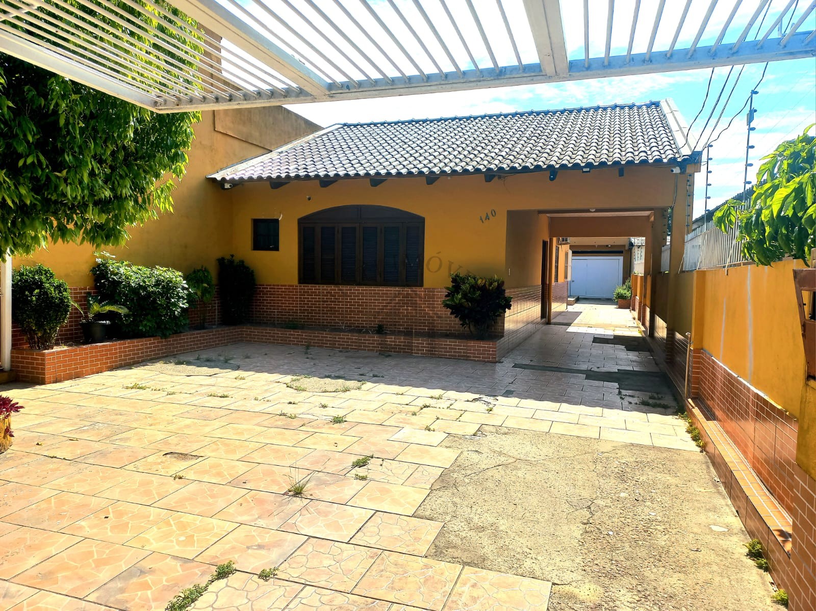 Casa 4 quartos para Venda no bairro Vila São José em Porto Alegre