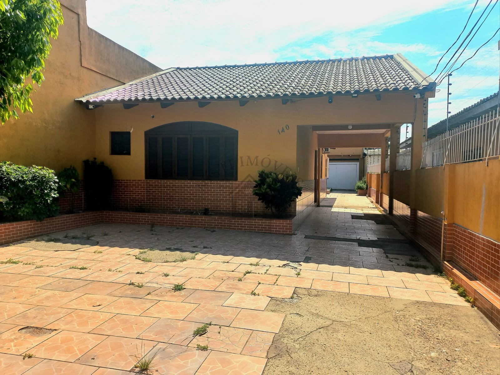 Casa 4 quartos para Venda no bairro Vila São José em Porto Alegre