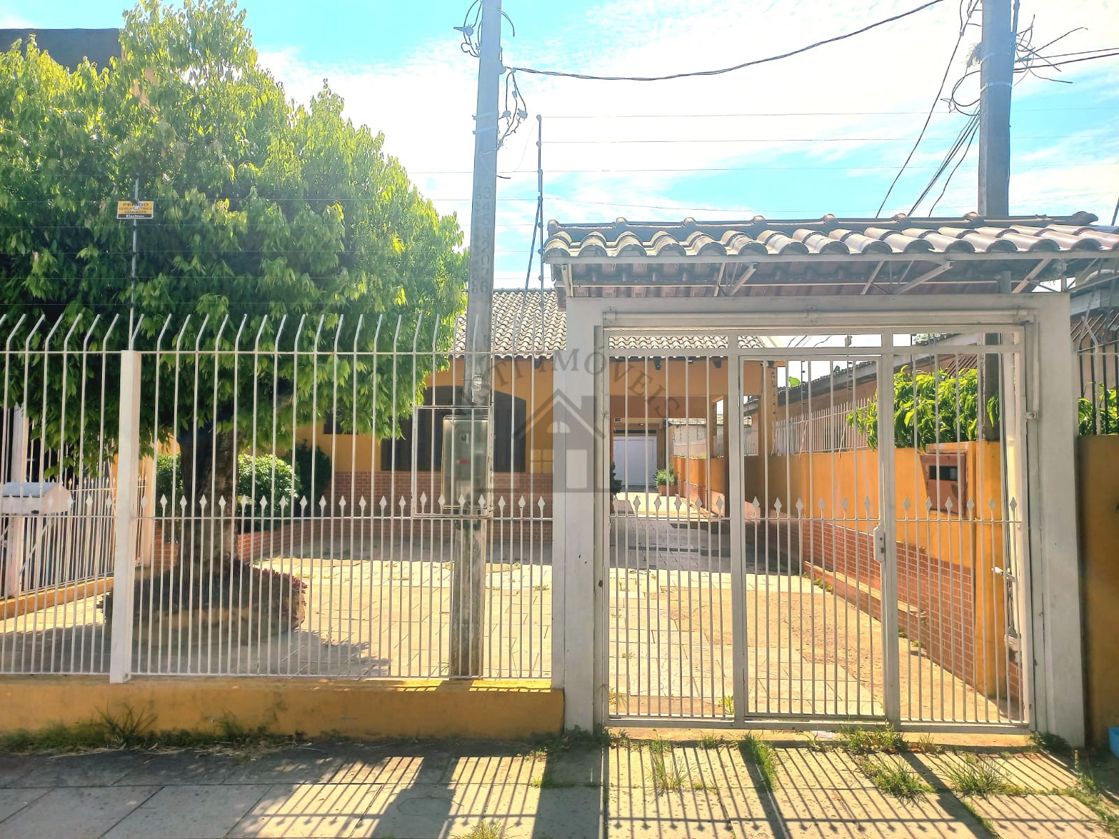 Casa 4 quartos para Venda no bairro Vila São José em Porto Alegre