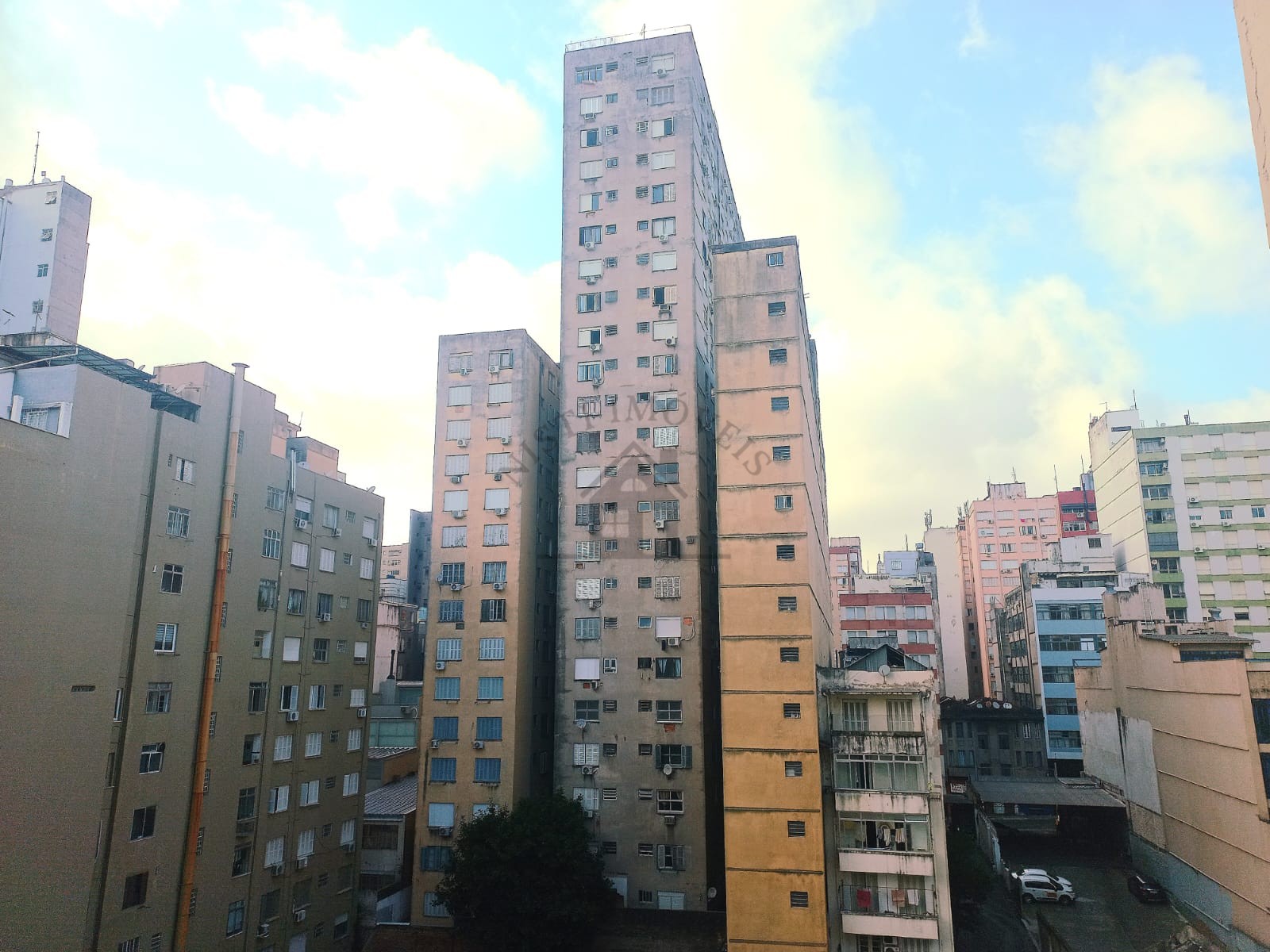 Sala Comercial de frente - Centro Histórico