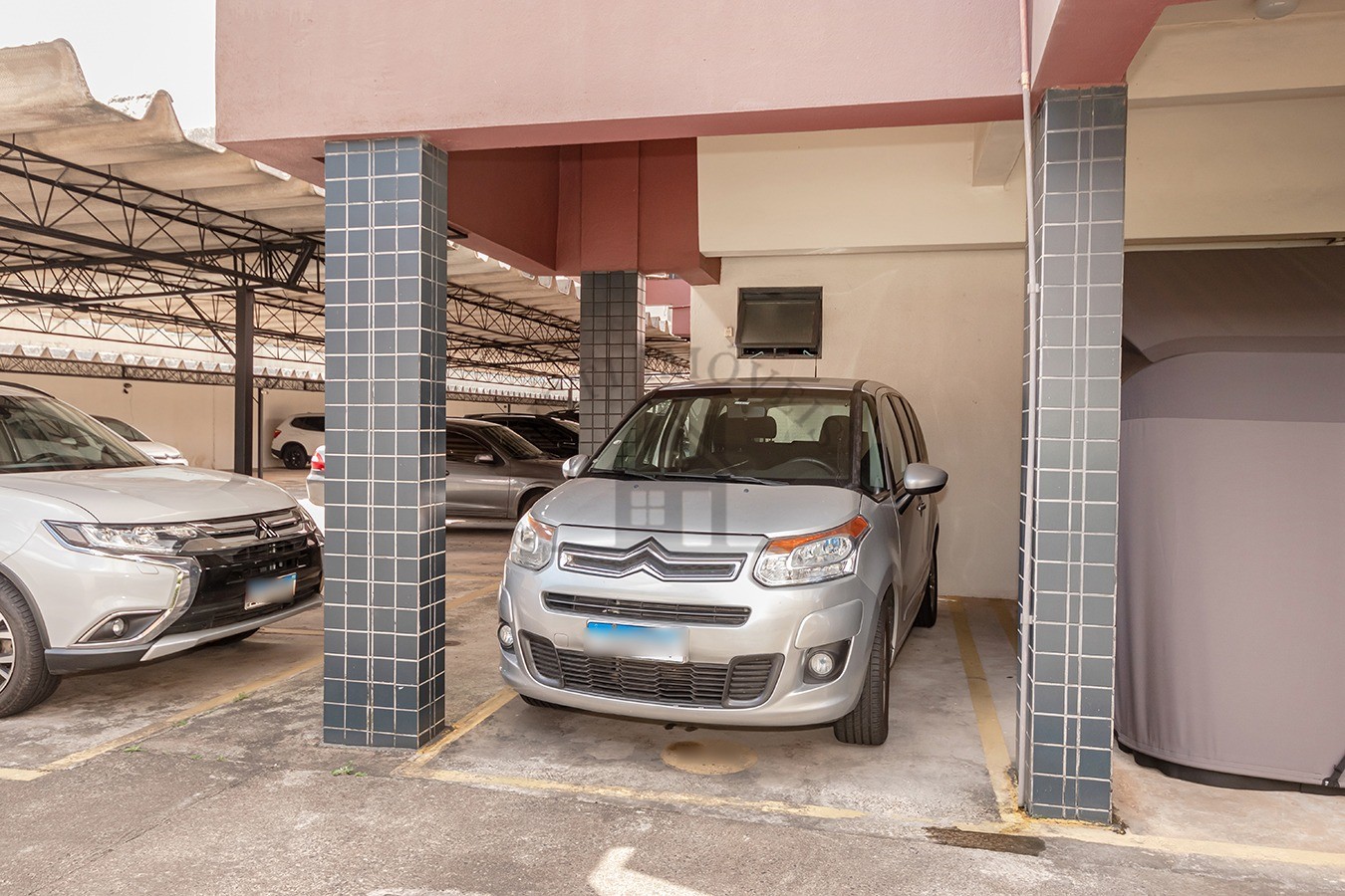 Apartamento 3 quartos para Venda no bairro Partenon em Porto Alegre